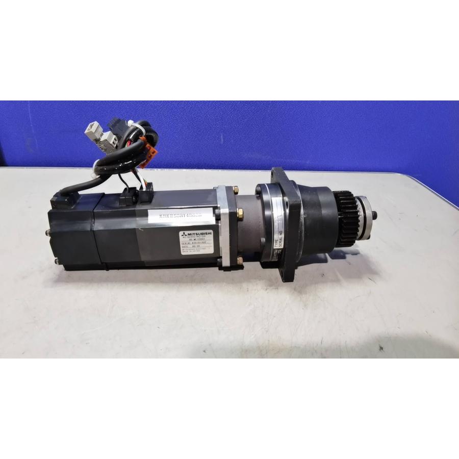 中古 MITSUBISHI ACサーボモータ HC-MF43BG2 /減速機 BK2-05B 中古 MITSUBISHI ACサーボモータ HC-MF43BG2 /減速機 BK2-05B
