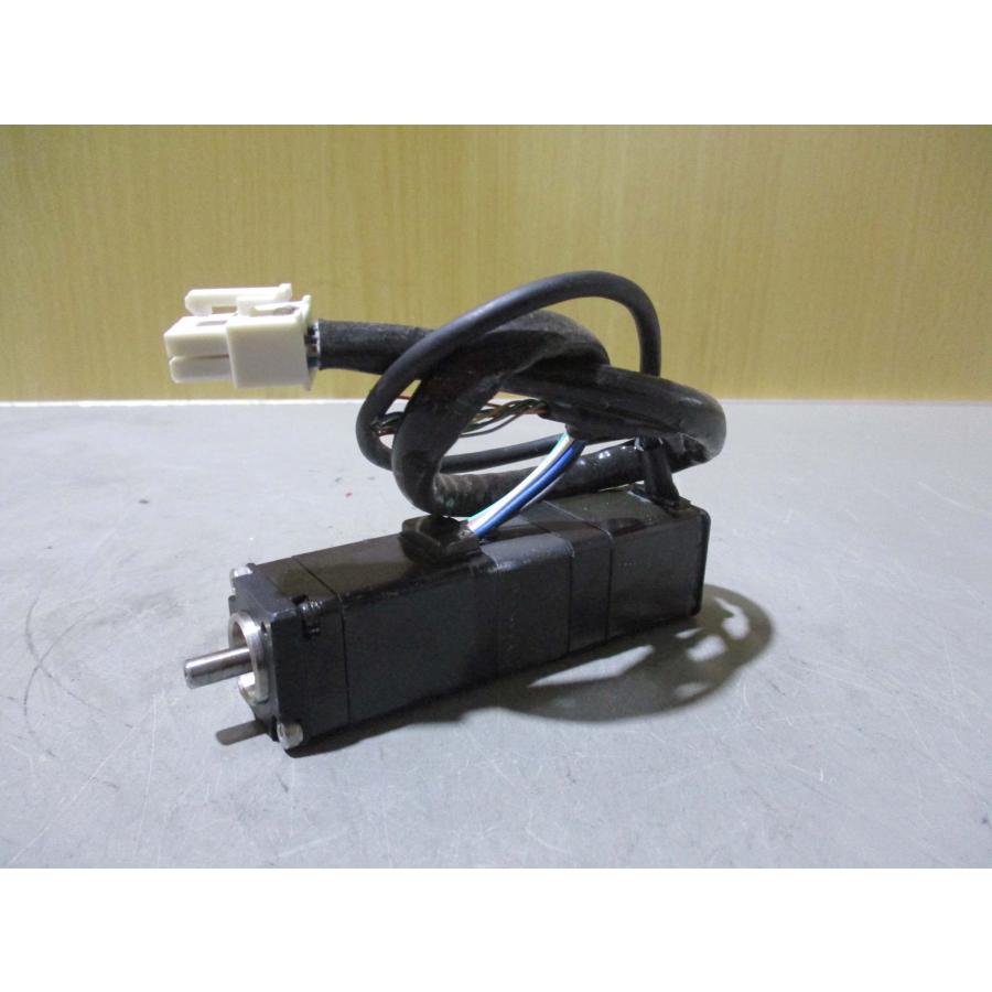 中古 YASKAWA AC SERVO MOTOR SGMM-A2C312C サーボモータ 20W 24V 2A