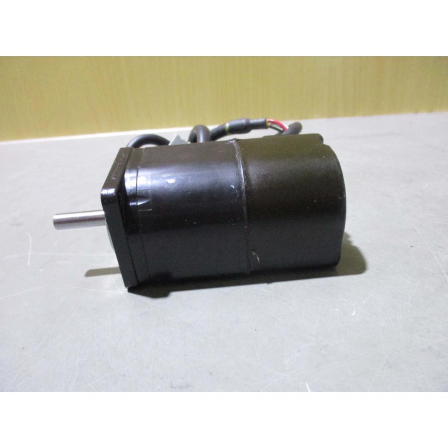 中古 Yaskawa AC Servo Motor SGMAH-A5B1A21(KBMR50218C335