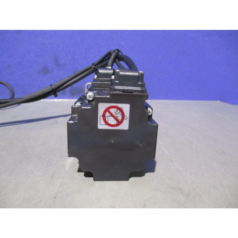 中古 MITSUBISHI HG-KR23B サーボモーター 200W (KBRR70712A003