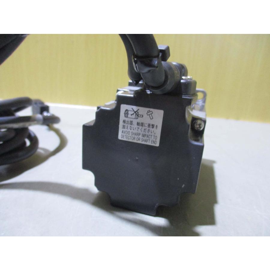 中古 MITSUBISHI HF-KN23 三菱サーボモーター /MR-J3ENCBL2M-A2-L