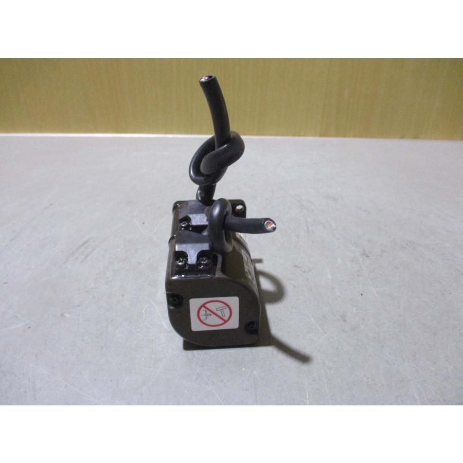 中古YASKAWA / 安川電機 安川 サーボモーター SGMAH-A3AAA41 中古YASKAWA / 安川電機 安川 サーボモーター SGMAH-A3AAA41