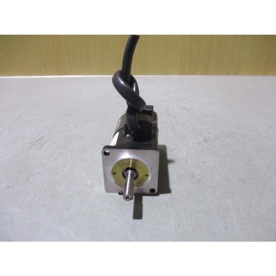 中古YASKAWA / 安川電機 安川 サーボモーター SGMAH-A3AAA41 中古YASKAWA / 安川電機 安川 サーボモーター SGMAH-A3AAA41
