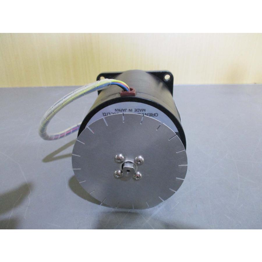 中古 ORIENTAL MOTOR STEPPING 2-PHASE PH299-22B(KBZR50819B050