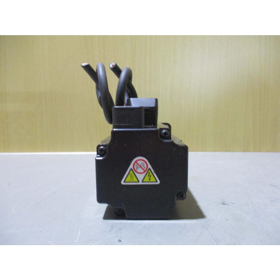 中古 YASKAWA SGMJV-04A3A61 ACサーボモーター 400W(KCCR41116C006