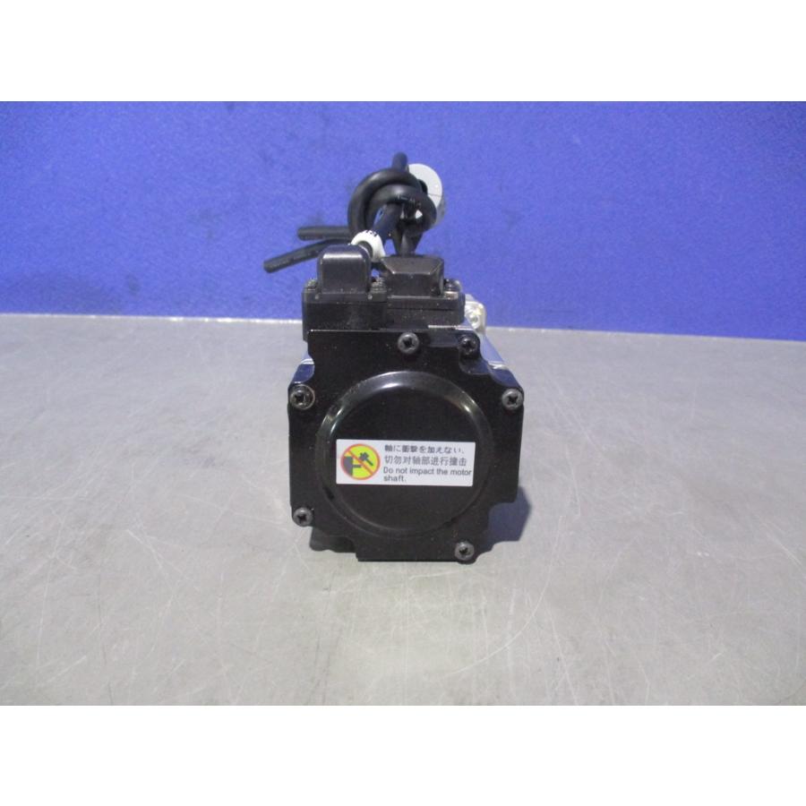 中古 OMRON R88M-K20030L-S2 サーボモータ (KCGR70814C018 