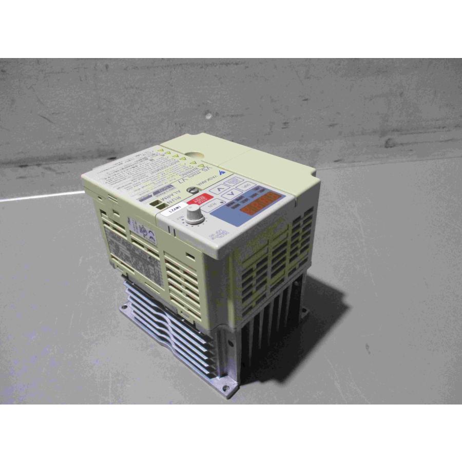 中古 YASKAWA Vs mini J7 CIMR-V7AA21P5 インバータ 200-230V 50/60Hz 