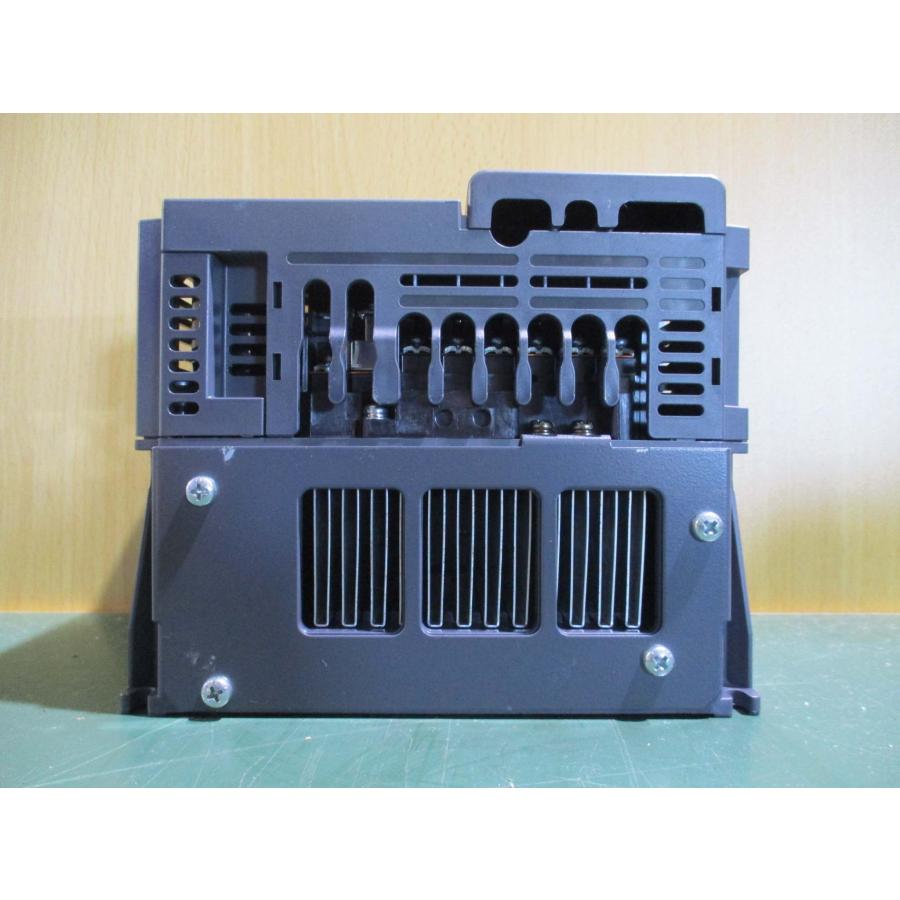 中古 MITSUBISHI FR-D720-3.7K 200V インバーター(LACR41101D113 中古 MITSUBISHI FR-D720-3.7K 200V インバーター(LACR41101D113