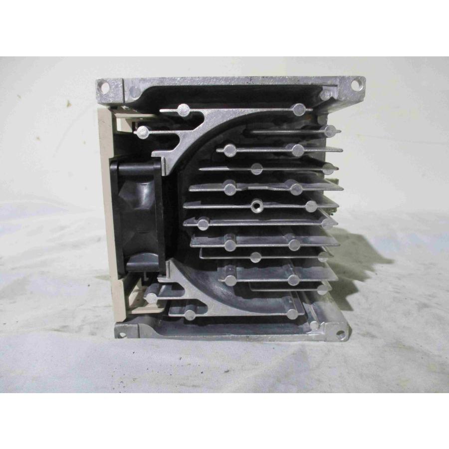 中古YASKAWA 安川電機 インバータ V1000 CIMR-VA2A0018BMA 3.7kW 中古YASKAWA 安川電機 インバータ V1000 CIMR-VA2A0018BMA 3.7kW