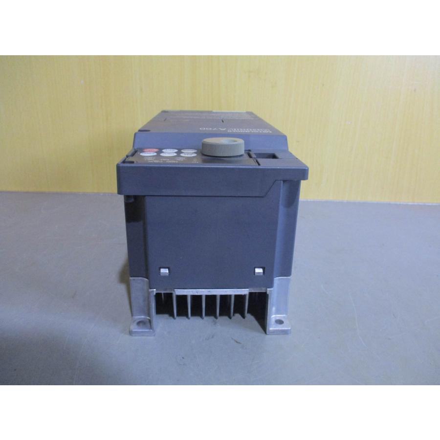 中古 MITSUBISHI FR-A720-0.75K FREQROL-A700 INVERTER インバーター