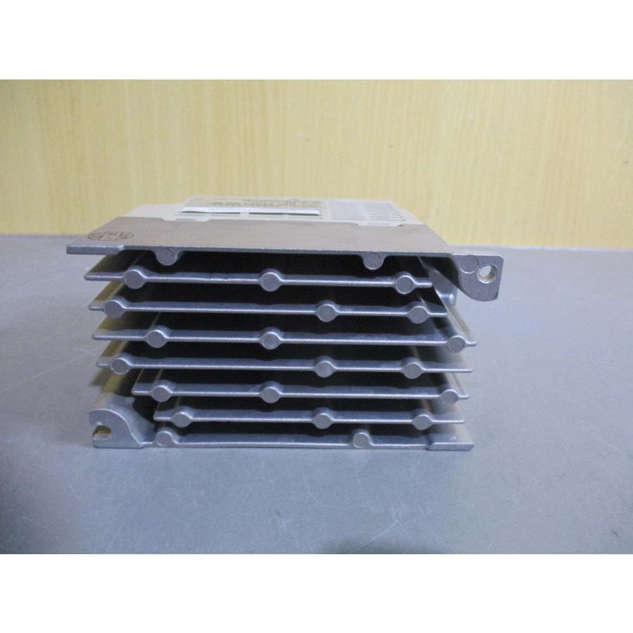 中古 OMRON 3G3EV-A2004 超小型低騒音簡易インバータ (LAJR60425C059