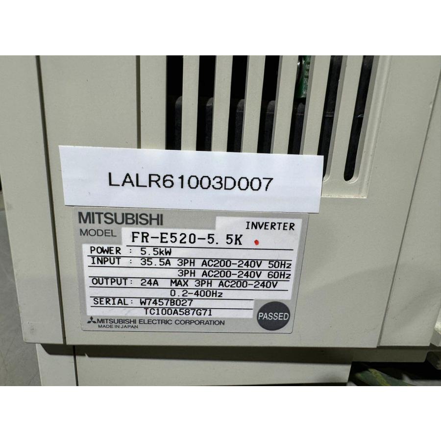 MITSUBISHI FR-E500 インバータ MITSUBISHI FR-E500 インバータ 三菱 インバータ FR-E520-3.7K (通電