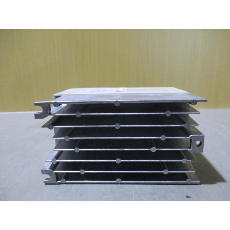 中古 MITSUBISHI INVERTER FR-S520E-0.4K インバータ 200-240V 0.4kW
