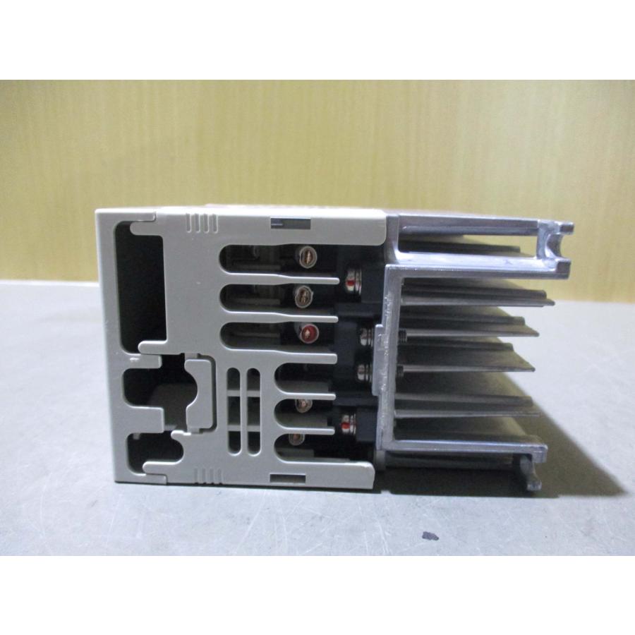 中古 MITSUBISHI INVERTER FR-S520E-0.4K インバータ 200-240V 0.4kW