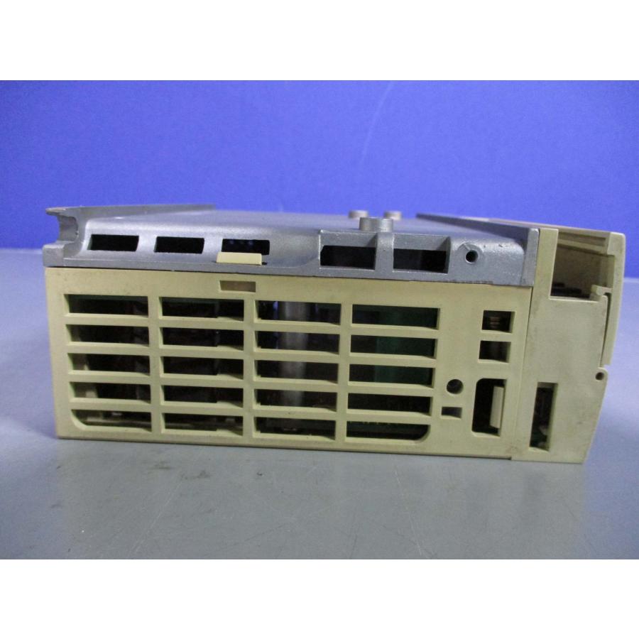 中古 YASKAWA SERVOPACK SGD-01BPY16 サーボパック 100V(LBKR50721C097