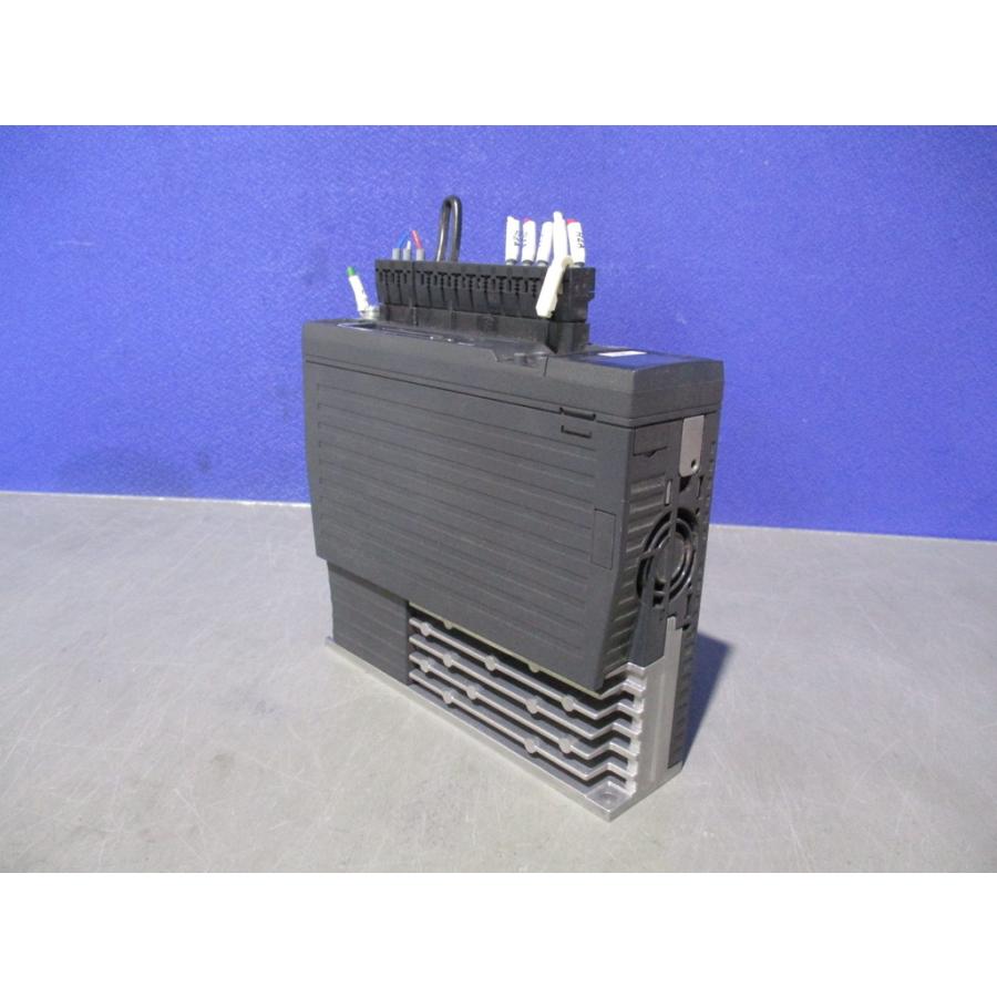 中古 KEYENCE ACサーボシステム SV-005P2 (LCDR71027B144