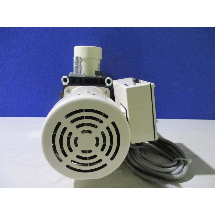 中古 ULVAC GLD-136D OIL ROTARY VACUUM PUMP 回転真空ポンプ 中古 ULVAC GLD-136D OIL ROTARY VACUUM PUMP 回転真空ポンプ