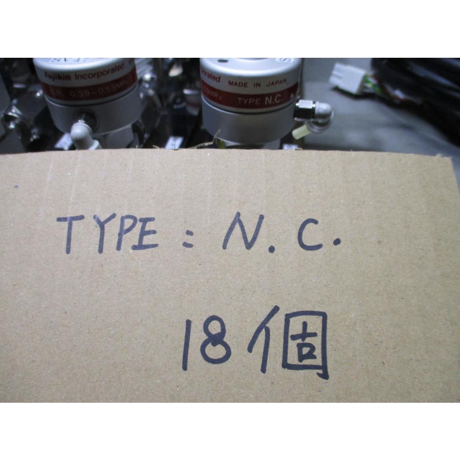 中古 Aera FC-770AC マスフローコントローラーユニット 6連構成 ガス流量制御ユニット TYPE:N.C. 18個 (MAJR80309A009)の画像