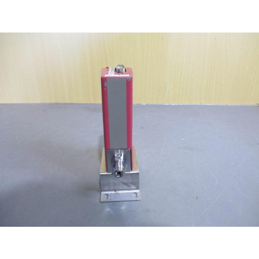 中古HORIBA MASS FLOW CONTROLLER SEC-F730M A1 1SLM 中古HORIBA MASS FLOW CONTROLLER SEC-F730M A1 1SLM