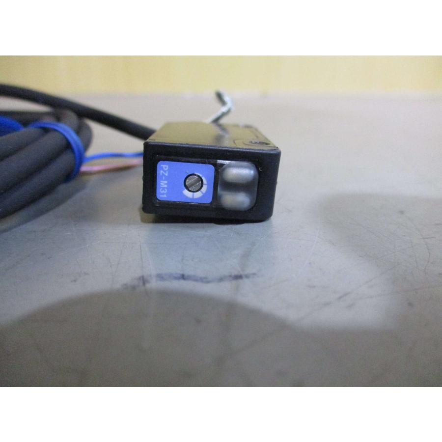新古KEYENCE PZ-M31 アンプ内蔵型光電センサ(NAER60720C143