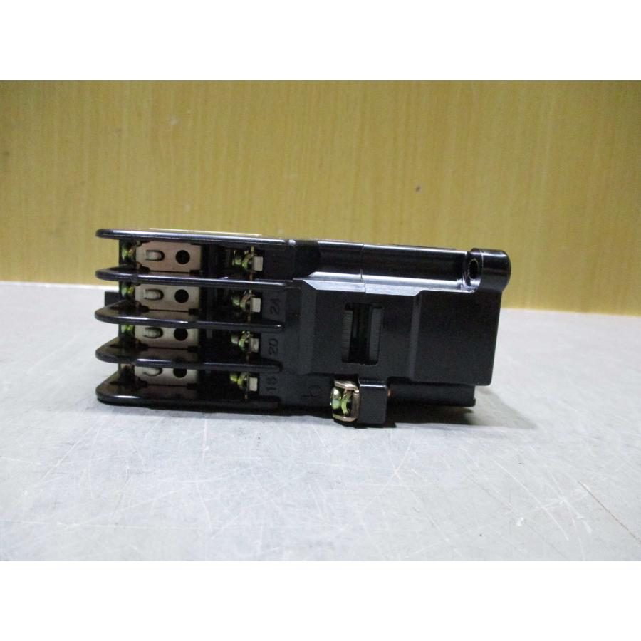 新古 富士電機リレー 補助継電器(電磁継電器) SRCA50-3F 4個