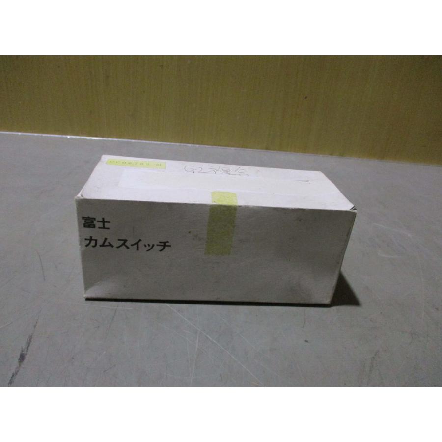 新古 富士電機 RC310-F-1M84CJ カムスイッチ 220V 1.5kw(7.5A