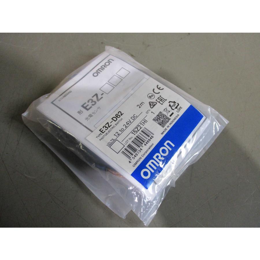 新古 OMRON E3Z-D62 2M 光電センサ (NAJR61023C107) : growdetrading 