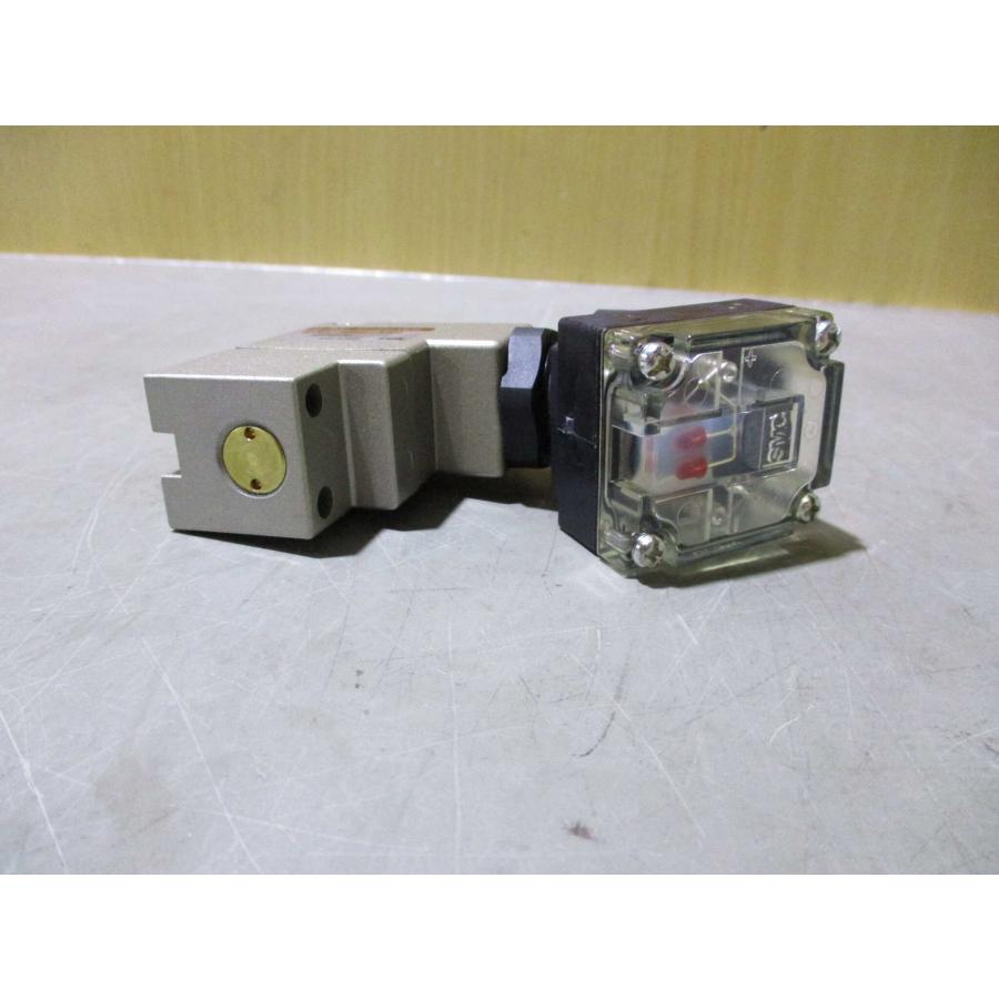 新古 SMC VO301-005TZ-X302(VT2B35) バルブ付シリンダ用電磁弁 新古 SMC VO301-005TZ-X302(VT2B35) バルブ付シリンダ用電磁弁