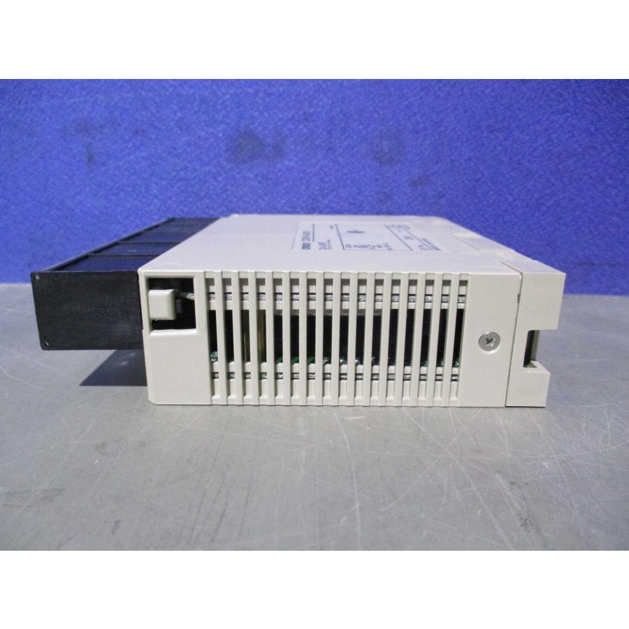 新古OMRON D/A UNIT C200H-DA003 アナログ出力ユニット (NAPR60712B093