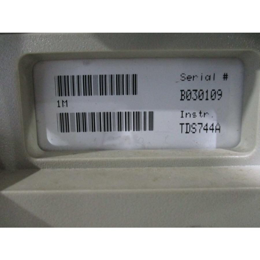 中古TEKTRONIX 4-CH COLOR DIGITAL OSCILLOSCOPE 500 MHz 1GS/s 中古TEKTRONIX 4-CH COLOR DIGITAL OSCILLOSCOPE 500 MHz 1GS/s