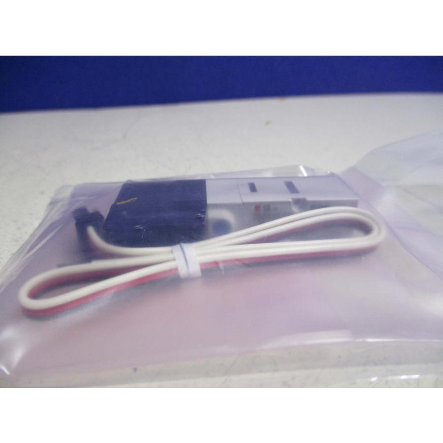 新古 SMC VQD1251W-5L-X80 4ポートソレノイドバルブ 直動 新古 SMC VQD1251W-5L-X80 4ポートソレノイドバルブ 直動