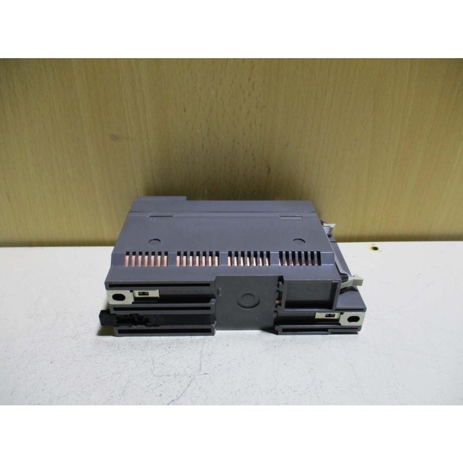中古KEYENCE モータ位置決めコントローラ HC-50(R50602BADD046 中古KEYENCE モータ位置決めコントローラ HC-50(R50602BADD046