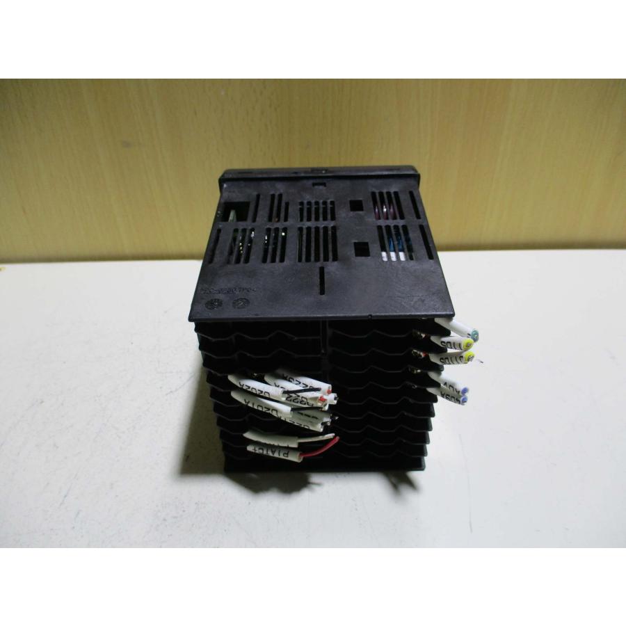 中古 YOKOGAWA CONTROLLER UT550 デジタル指示調節計 100-240VAC 中古 YOKOGAWA CONTROLLER UT550 デジタル指示調節計 100-240VAC