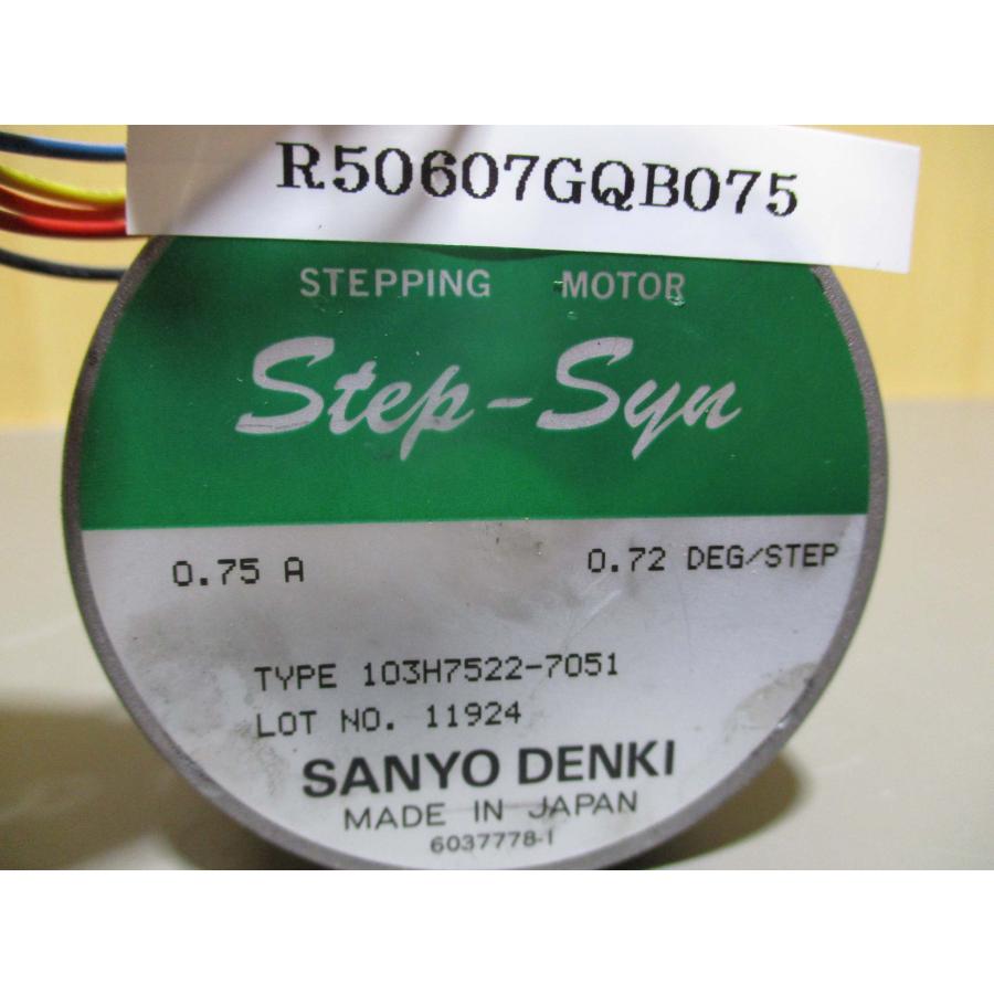 中古 SANYO DENKI STEPPING MOTOR 103H7522-7051 LOT NO. 11924 中古 SANYO DENKI STEPPING MOTOR 103H7522-7051 LOT NO. 11924