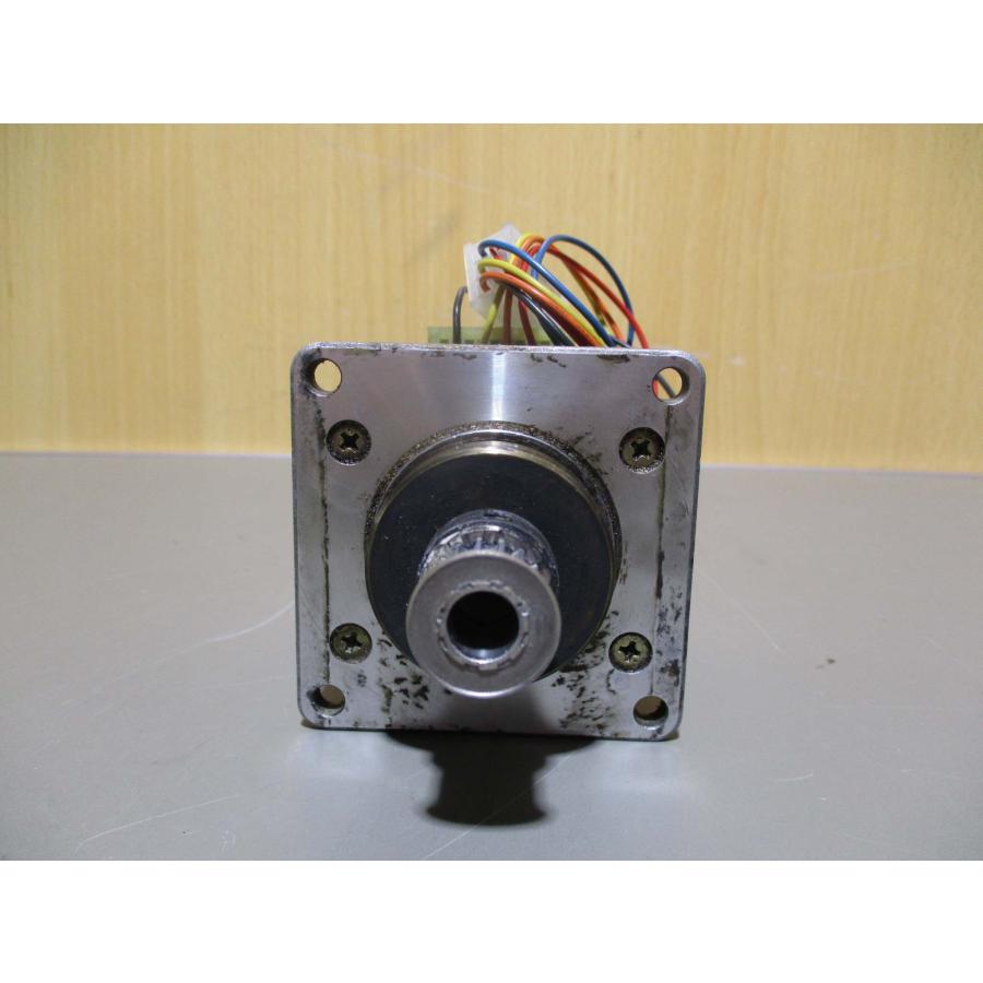 中古 SANYO DENKI STEPPING MOTOR 103H7522-7051 LOT NO. 11924 中古 SANYO DENKI STEPPING MOTOR 103H7522-7051 LOT NO. 11924