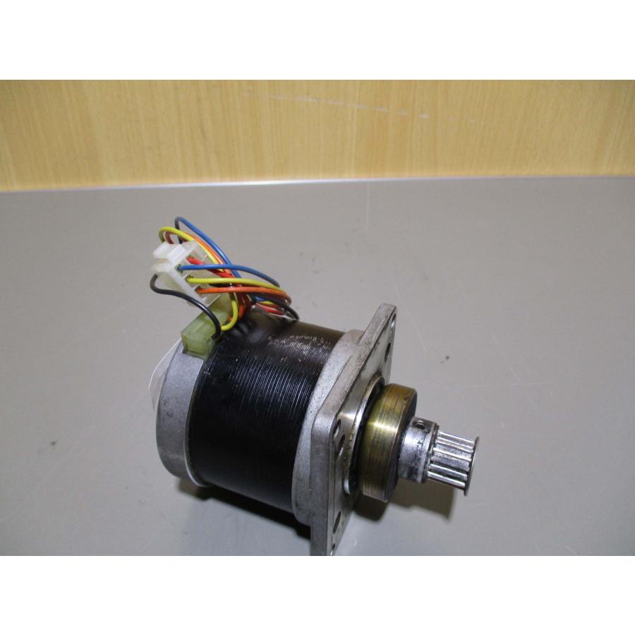 中古 SANYO DENKI STEPPING MOTOR 103H7522-7051 LOT NO. 11924 中古 SANYO DENKI STEPPING MOTOR 103H7522-7051 LOT NO. 11924