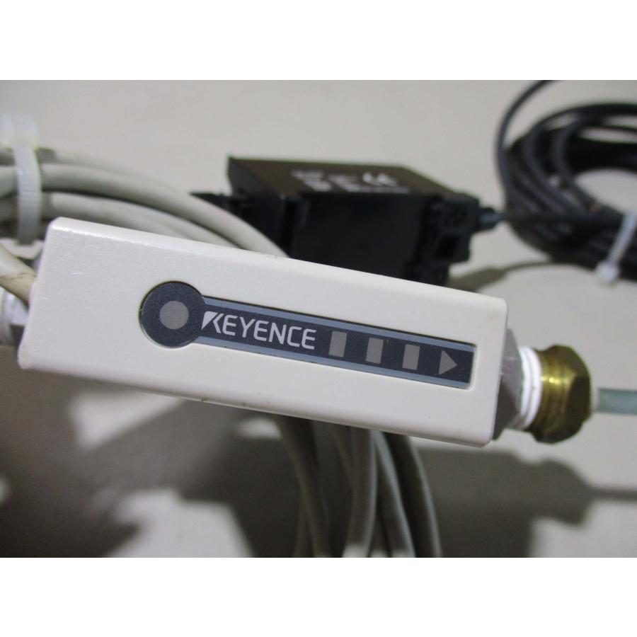 中古 KEYENCE FLOW SENSOR FD-V40A/ FD-A10 流量センサ アンプ 