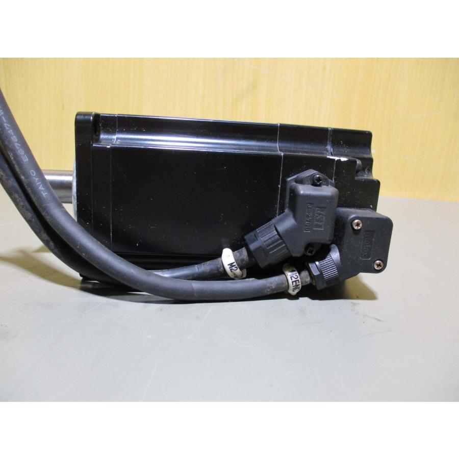中古 YASKAWA AC SERVO MOTOR SGM7A-06AFA21 AC サーボモーター 中古 YASKAWA AC SERVO MOTOR SGM7A-06AFA21 AC サーボモーター