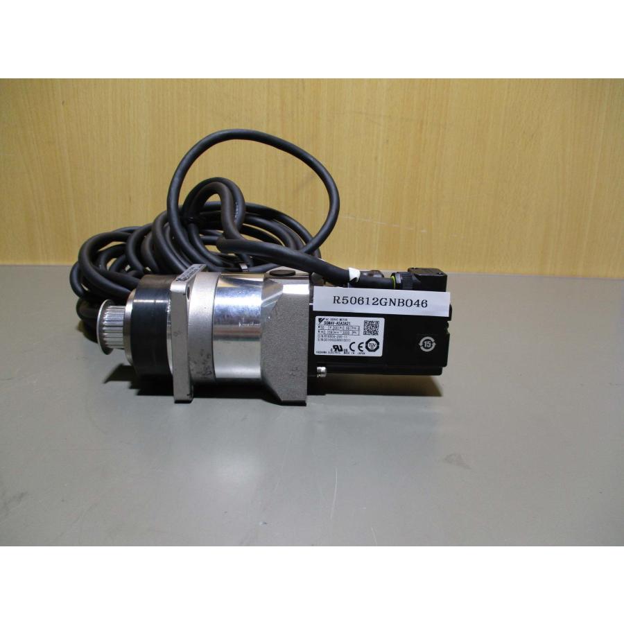 【中古】 YASKAWA サーボモータ SGMAV-A5A3A21 中古 YASKAWA AC SERVO MOTOR SGMAV-A5A3A21 50W/HPG-14A-21-F0ABK