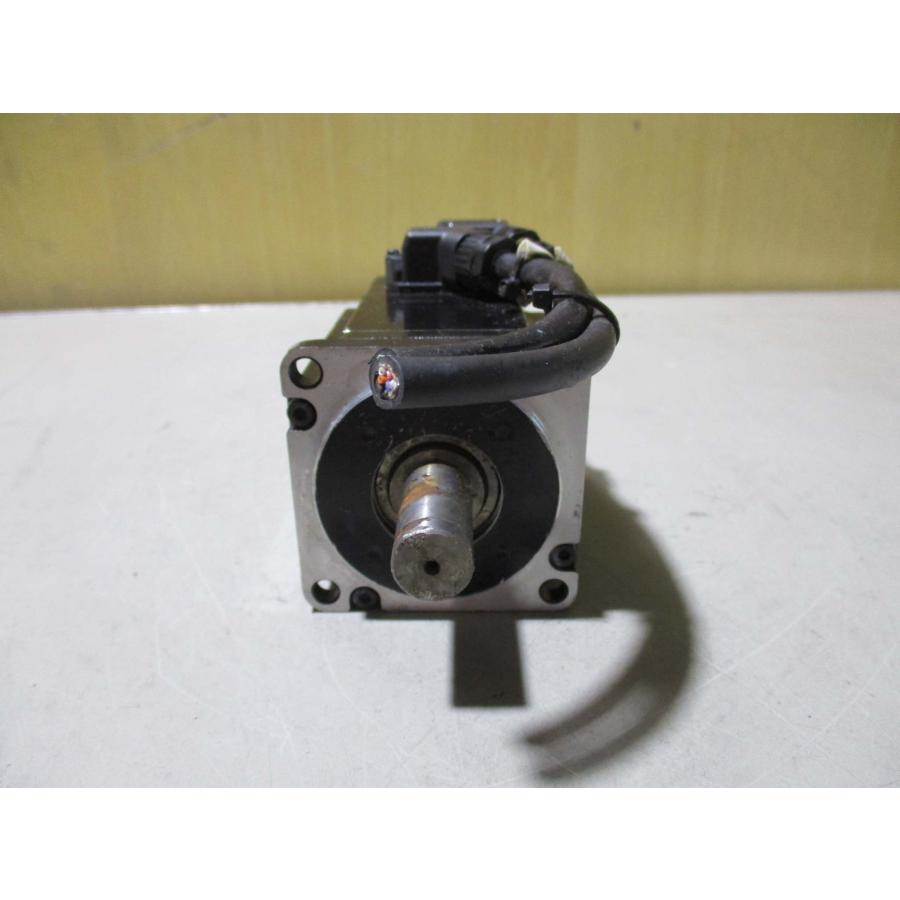 中古 KEYENCE AC SERVO MOTOR SV2-M040AS サーボモーター 400W 中古 KEYENCE AC SERVO MOTOR SV2-M040AS サーボモーター 400W