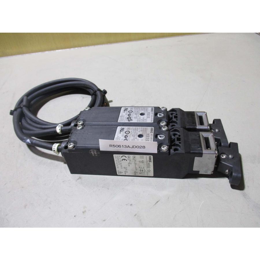 中古 IDEC SAFETY DOOR LOCK SWITCH HS5ED4 ソレノイド付安全スイッチ 2個(R50613AJD028