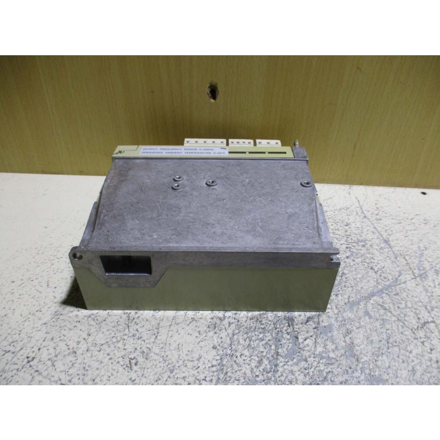 中古 YASKAWA SERV0PACK SGDM-A3BDA サーボパック(R50622DKE046
