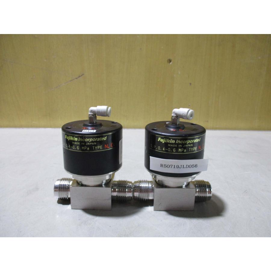 中古 Fujikin N.C. 316L 0.4~0.6 MPa バルブ 2個(R50719JLD056