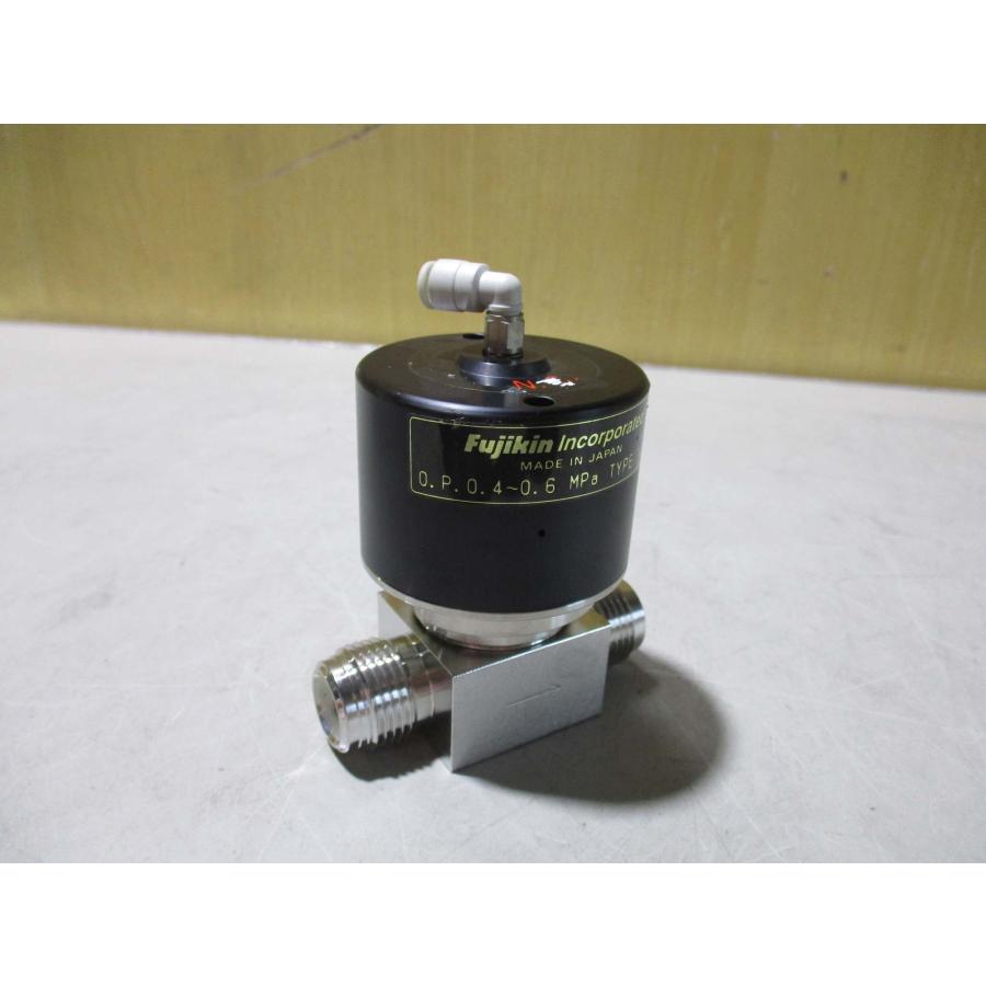 中古 Fujikin N.C. 316L 0.4~0.6 MPa バルブ(R50719JLD061