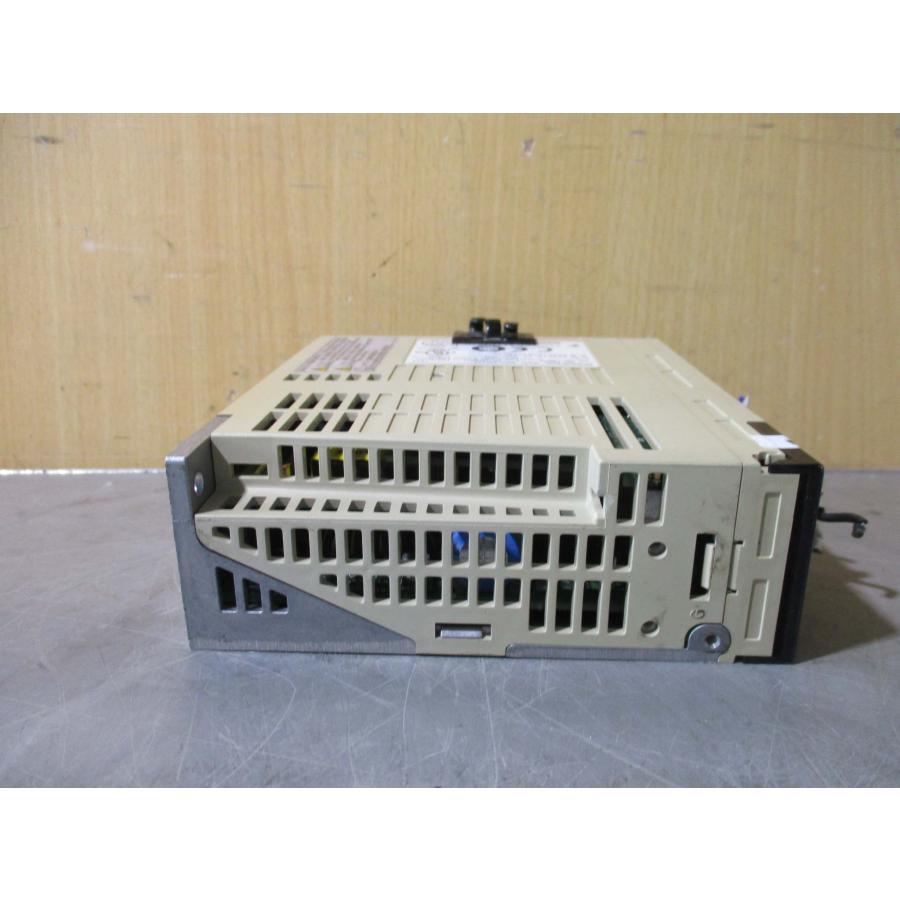 中古 YASKAWA SERVO PACK SGDS-02F01A サーボパック(R50801CXC042