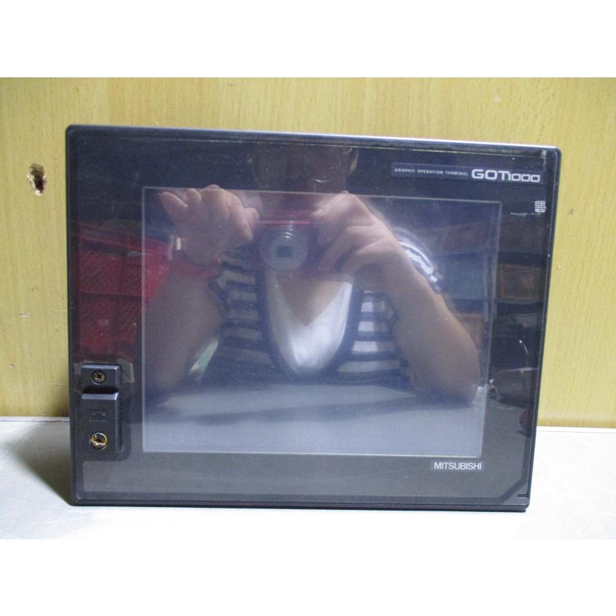 中古 MITSUBISHI GRAPHIC OPERATION TERMINAL GT1562-VNBD/QBUS