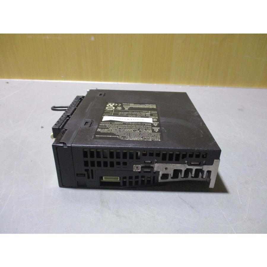 中古 KEYENCE SV2-010L2 ACサーボシステム 200Wモータ用 キーエンス