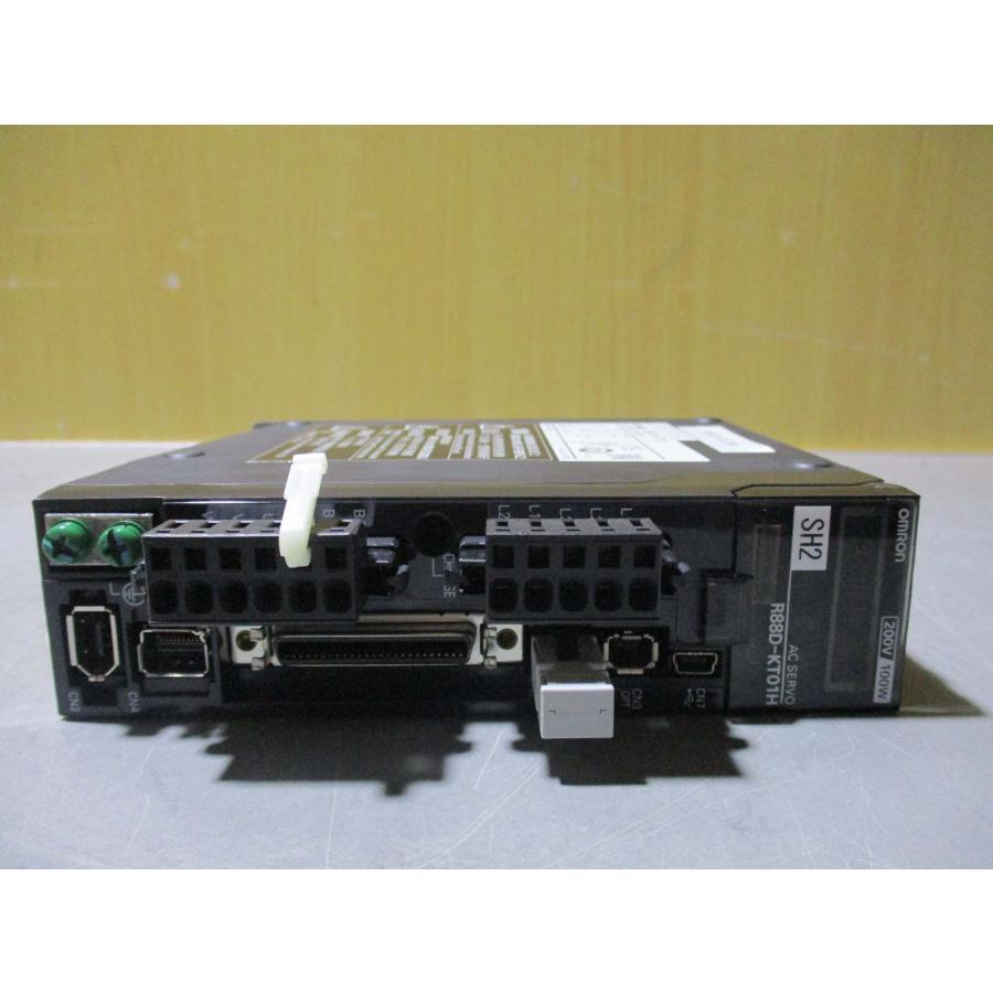 中古 OMRON R88D-KT01H サーボモータ ドライバ(R50921ECC095