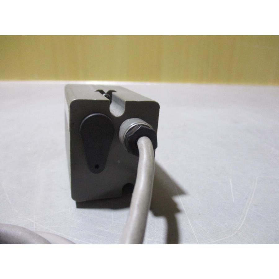 中古 OMRON INFRAED THERMOSENSOR ES1-LP10 非接触温度センサ