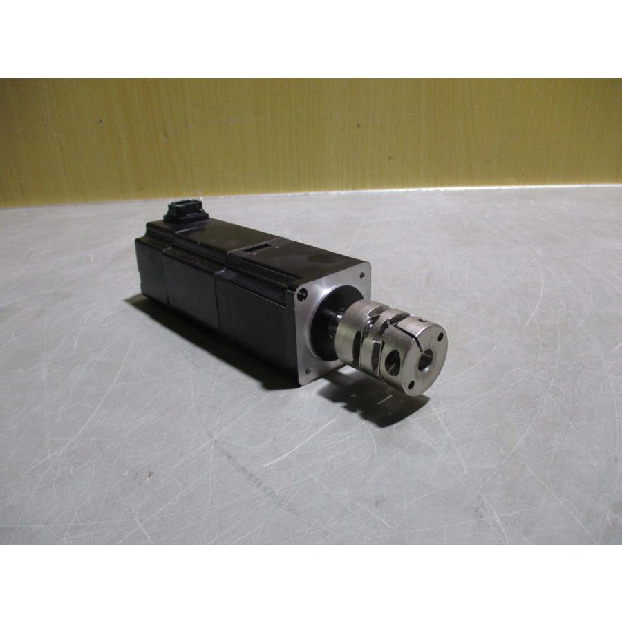 中古 YASKAWA AC SERVO MOTOR SGMJV-01ADA2C AC サーボモータ 100W (R51003GBB048)